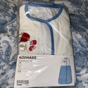 NWT wearable blanket 6-18mos